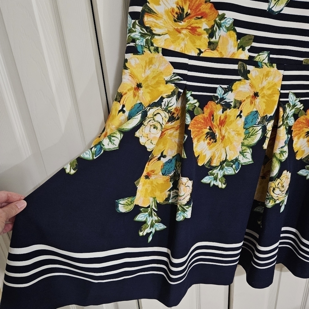 CB Blue/White/Yellow Floral Sleeveless Dress Size 16 - Picture 2 of 11